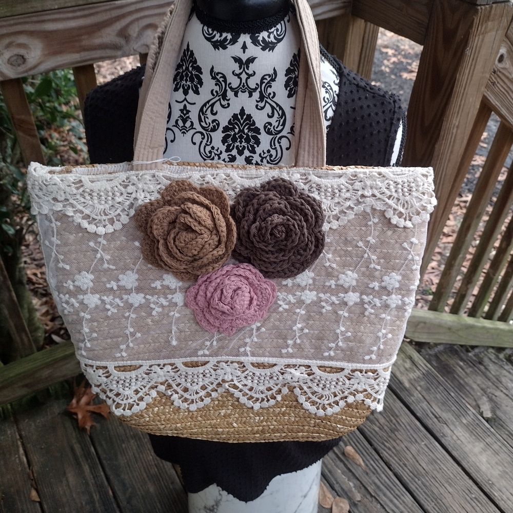 Floral Lace Bag With Crochet Roses